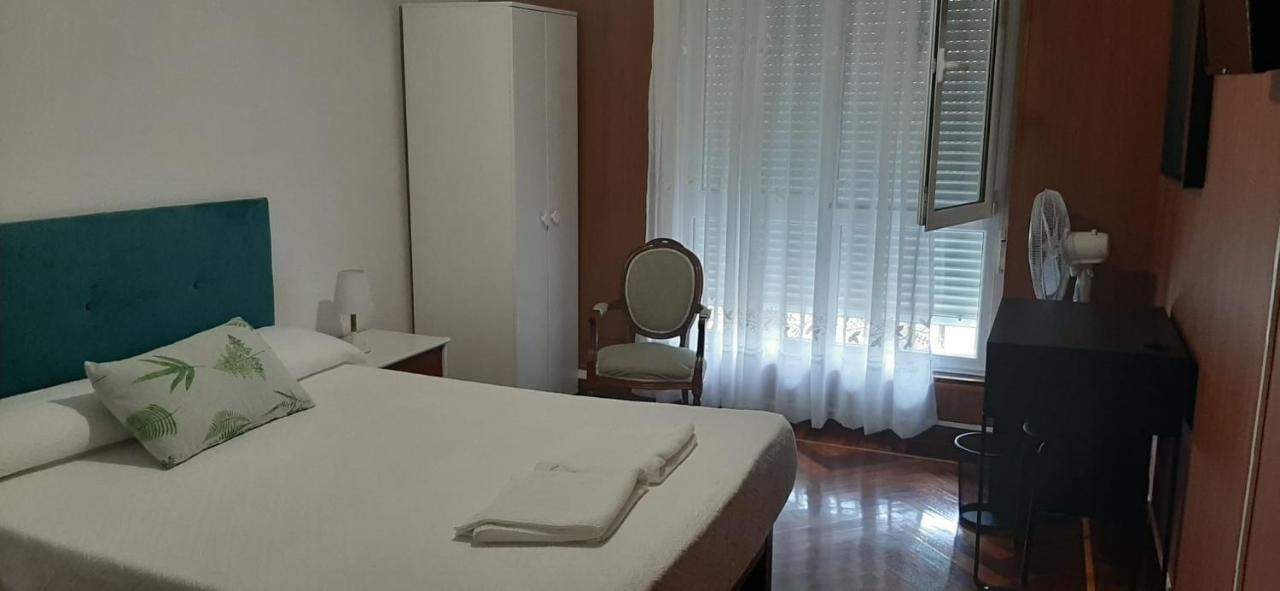 Alojamiento Casa Leon Santoña Dış mekan fotoğraf